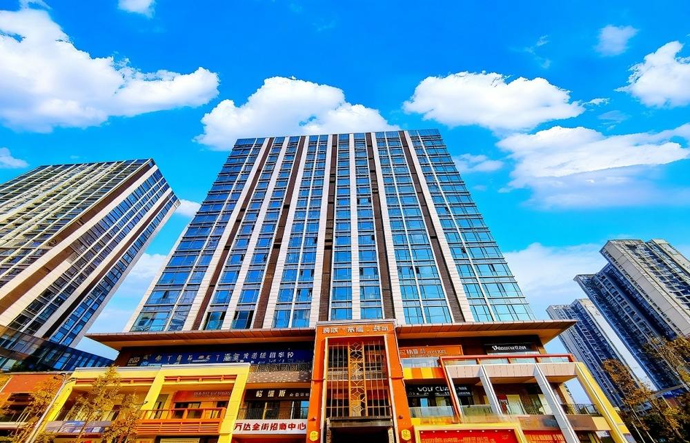 青羊万达广场外立面图